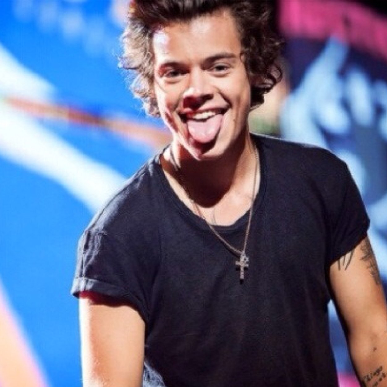 grades drop, emotions flop, hearts stop. welcome to our fandom!