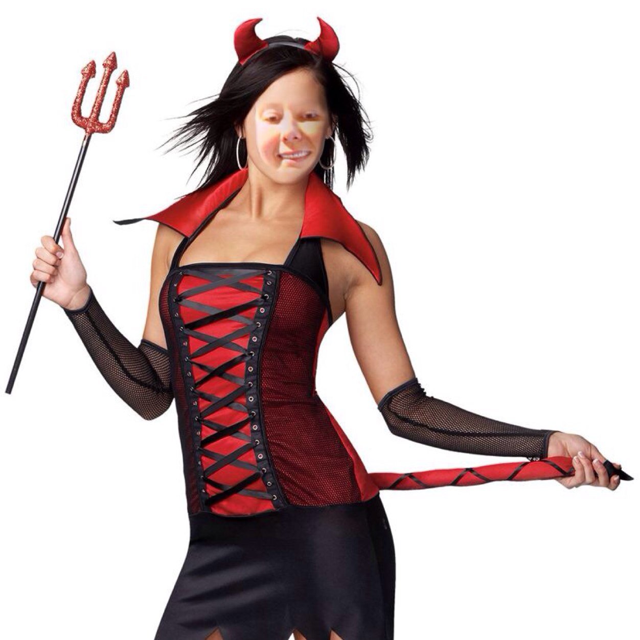 Hi I'm Dani... my daniacs know me as the girl off of youtube, I'm part squid and my boyfriend @Louis_Tomlinson is part demon ... we're secretly dating! #Vote1D