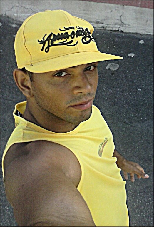 Apenas mais um louco,nesse mundo louco :D
