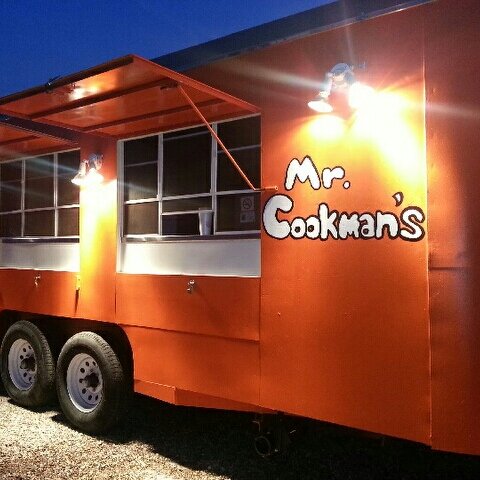 A Tucson based food truck, all New Orleans inspired dishes ranging from BBQ to red beans and rice!!!