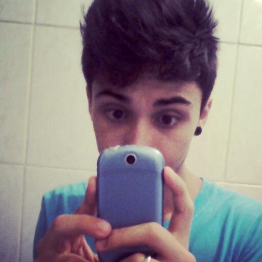 A vida fica mais bonita, quando encontramos alguém que nos faça bem. ♥ Marcia ♥