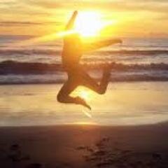 Sigo a Cristian U desde. gh, defiendo la naturaleza y los animales tengo 2 callejeros y varios en el cielo. Vivo cada dia como el último.