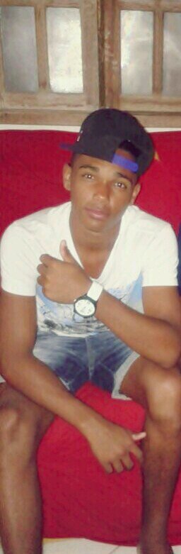 Conta tudo para Deus. Ele sabe guardar segredo. Pai, @nessahpereira_ ♥