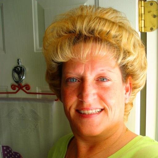 touchofclass_37's profile picture. 