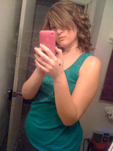 MaziCRossett's profile picture. 