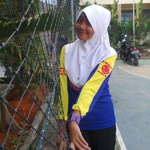 Paling benci sama cowo Munafik, yang manis didepan dibelakang oiioii broooo.!!