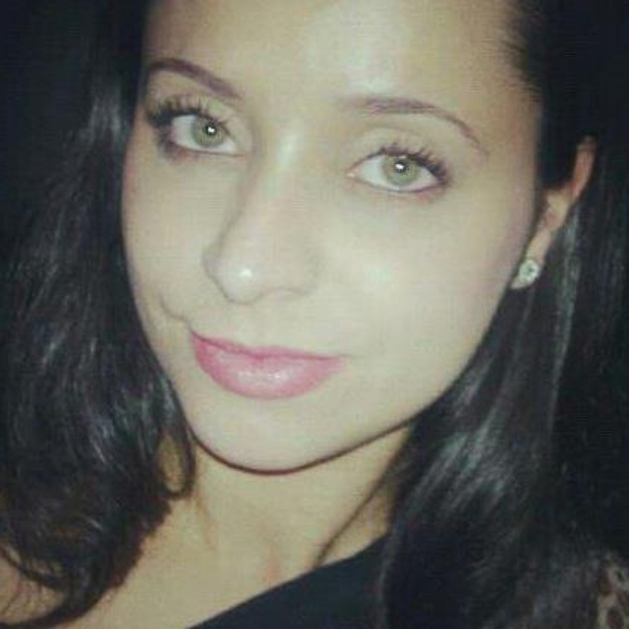 carolzitac's profile picture. 