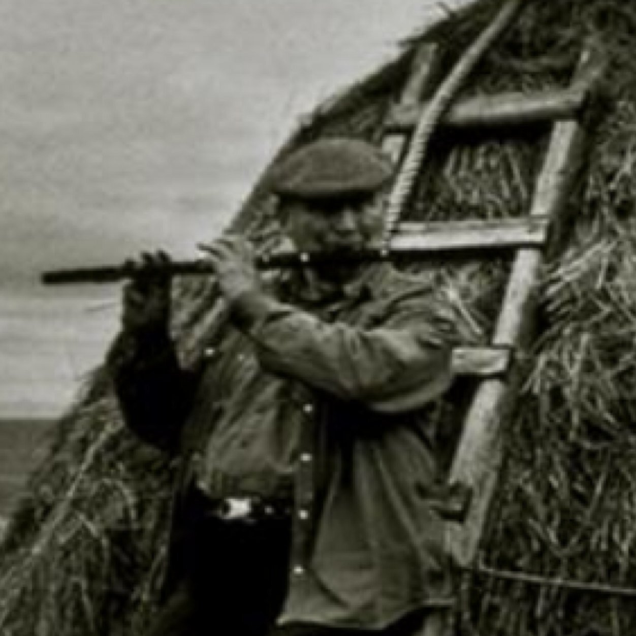 I'm a poet whose roots are in Ireland. I've had several collections of poetry published & I've just began a new magical literay journey. #Poet #Author #Irish