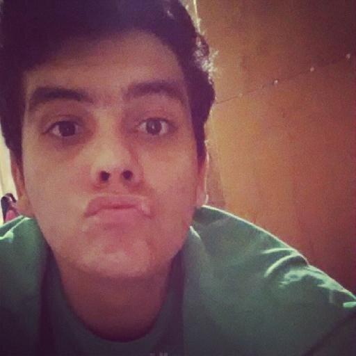Nunca substime meu estilo , pois é dele qi vem o seu! ;* 
                                             RiicardoTolledo :D