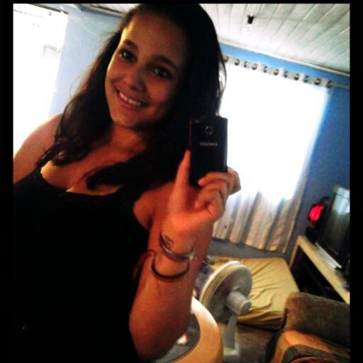 eu so a famosa menina complicada e perfeitinha!!!kkkk