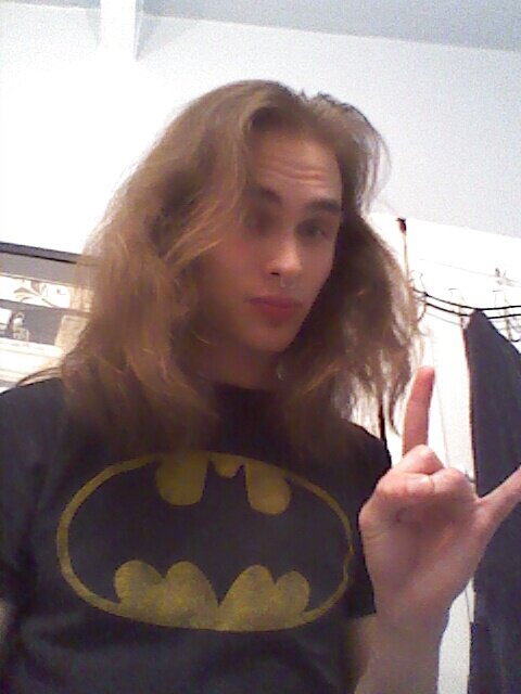 Geek/Nerd, Comic Books, Video Games, Anime, Thrash Metal, Zodiac Sign: Leo, Friends and Family. Instagram: http://t.co/EmBEJEOnpc