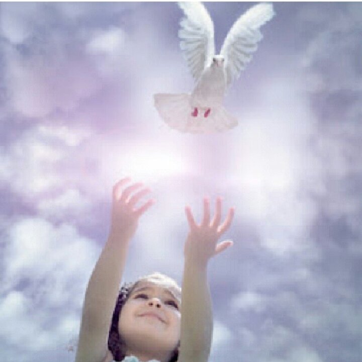 ** ابتسموا دائما  ** 
الم يمنحنا ربنا يوما جديدا من عمرنا ل نحمده , نشكره, نستغفره , ونحيا به سعداء ...