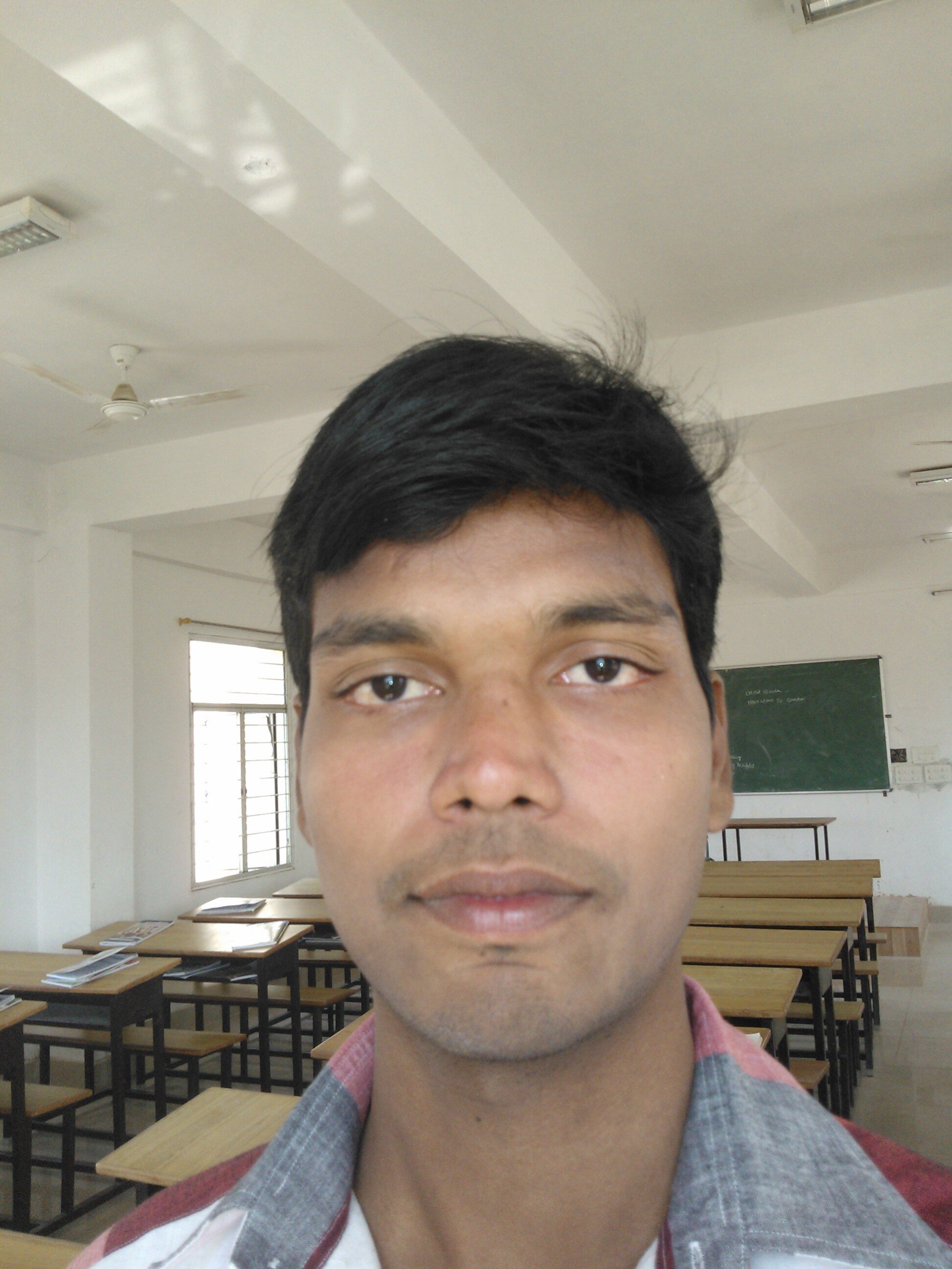 Am seeking to join as asst in selva raghavan sir. Am also interest in doing films like varna