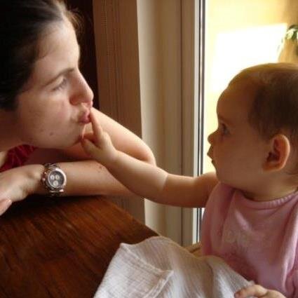 Love food, love books, love sharing them. Founder of BookMunch Cafe, Proud Mama of three