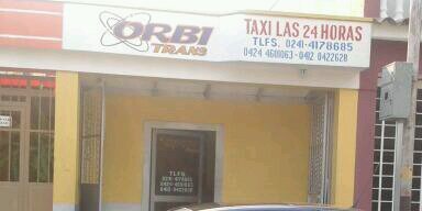 Servicios de taxis ejecutivo y encomiendas por todo el territorio nacional. Vehículos confortables, trabajamos las 24 horas del dia