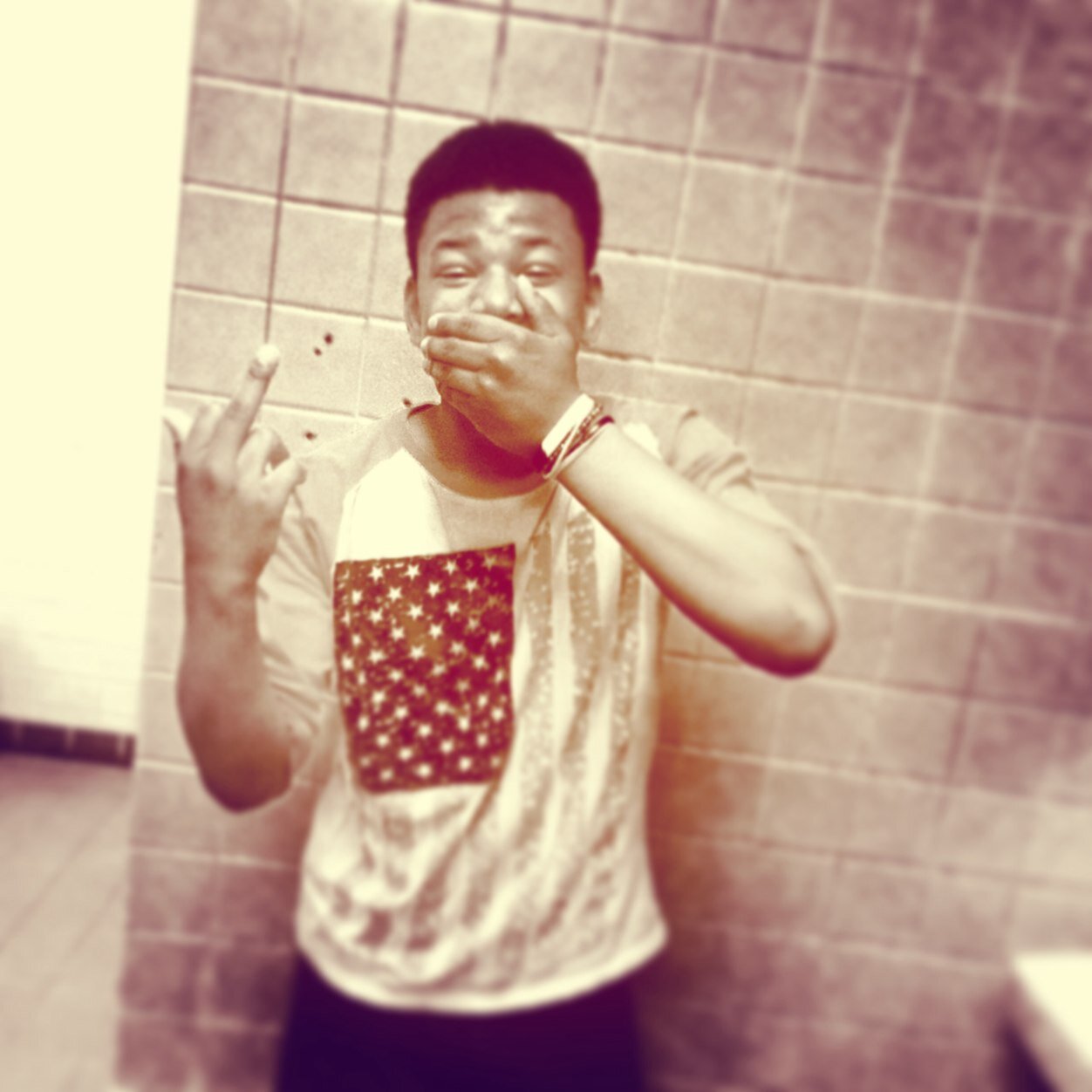 IF YEEN GOT NUN TO LIVE FOR
YOU BETTA GOT SUMTHIN TO DIE FOR