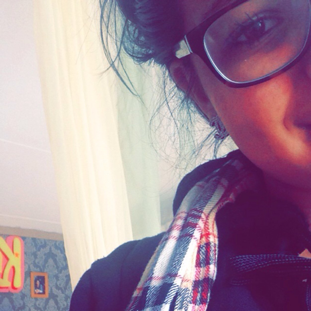 Yow babeyy '' we hebben soms ups and downs but i still love you! ' you are my friend but you feel like a sister ! Kusje @xcrazyamazing__