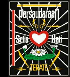 cintailah orang yang kamu sayang dan sayangilah orang yang kamu cinta