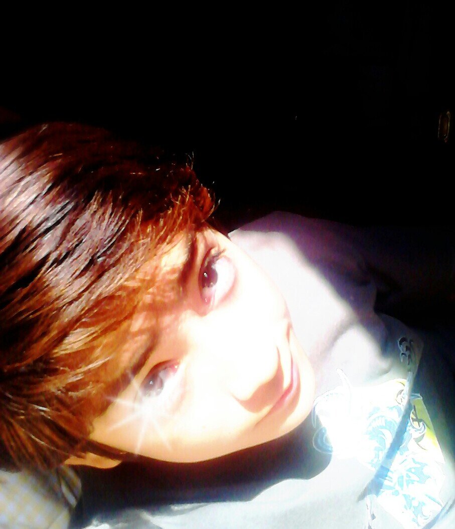 Yes,I make my twitter mostly
A bout my fans get overt it 3
 t  Verified Account Official twitter