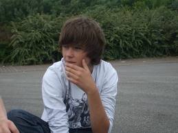 FOLLOW ME,JTE FOLLOW BACK