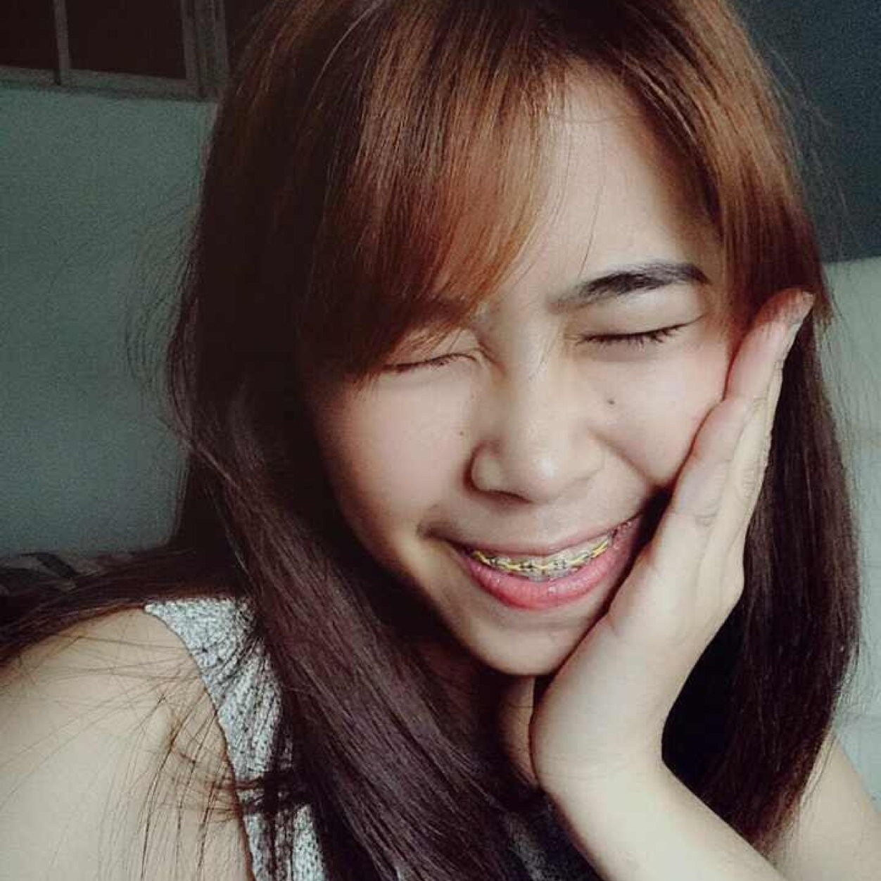 farmiim's profile picture. ที่ยิ้มที่หัวเราะที่บอกไม่เป็นไรนั้นละ กำลังเสียใจอยู่