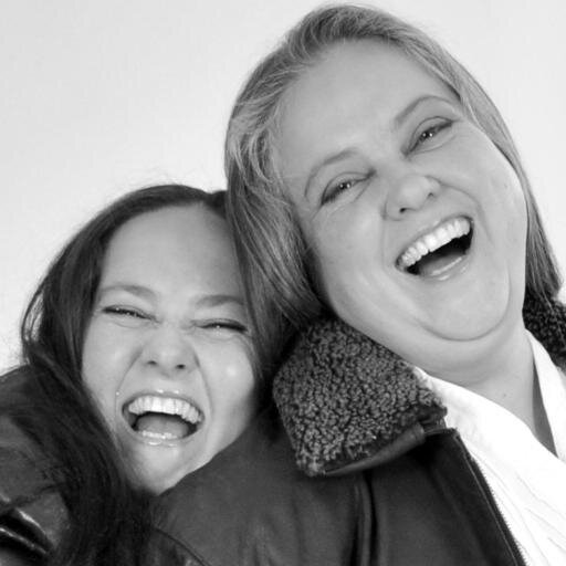 Symi & Ava Van Aarde are the driving forces behind Symeology Business Accelerator. We change the way you see your business, and also the way you see yourself.