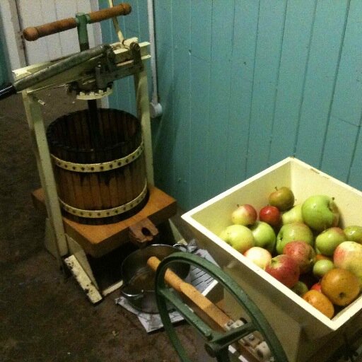 Craft Cider from Long Crendon, Buckinghamshire. http://t.co/jZRtkOuqYJ @xtbrew