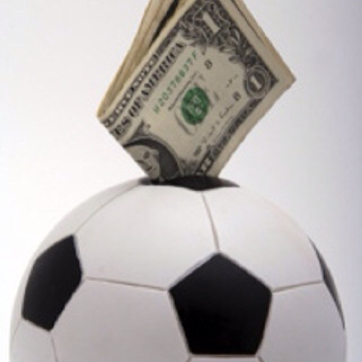 FootyCash's profile picture. Enjoying football & cash hand in hand