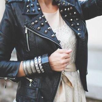 stylemoda2's profile picture. carpe diem