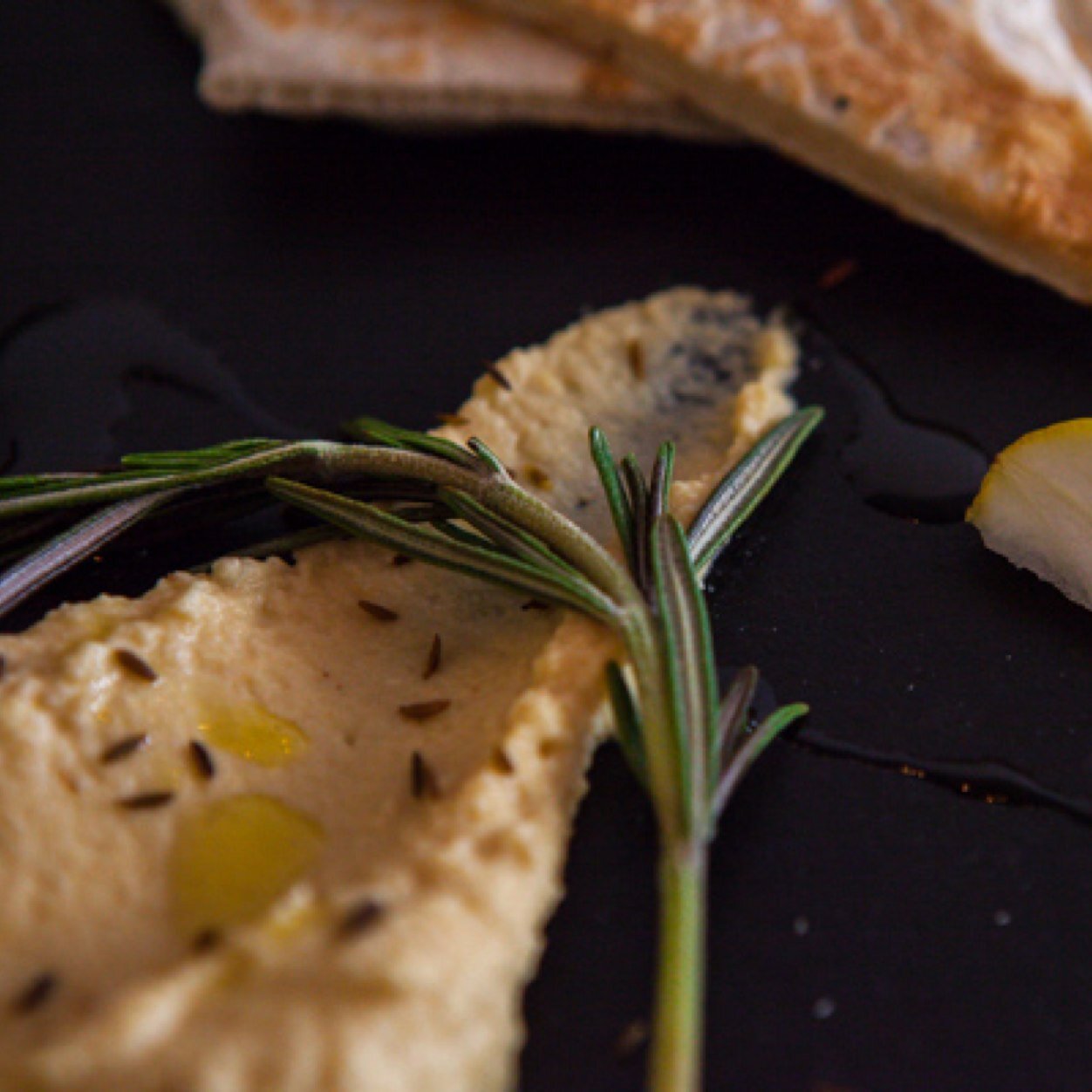 Eatflats's profile picture. Serving up sourdoigh flatbreads to order with a weekly changing menu