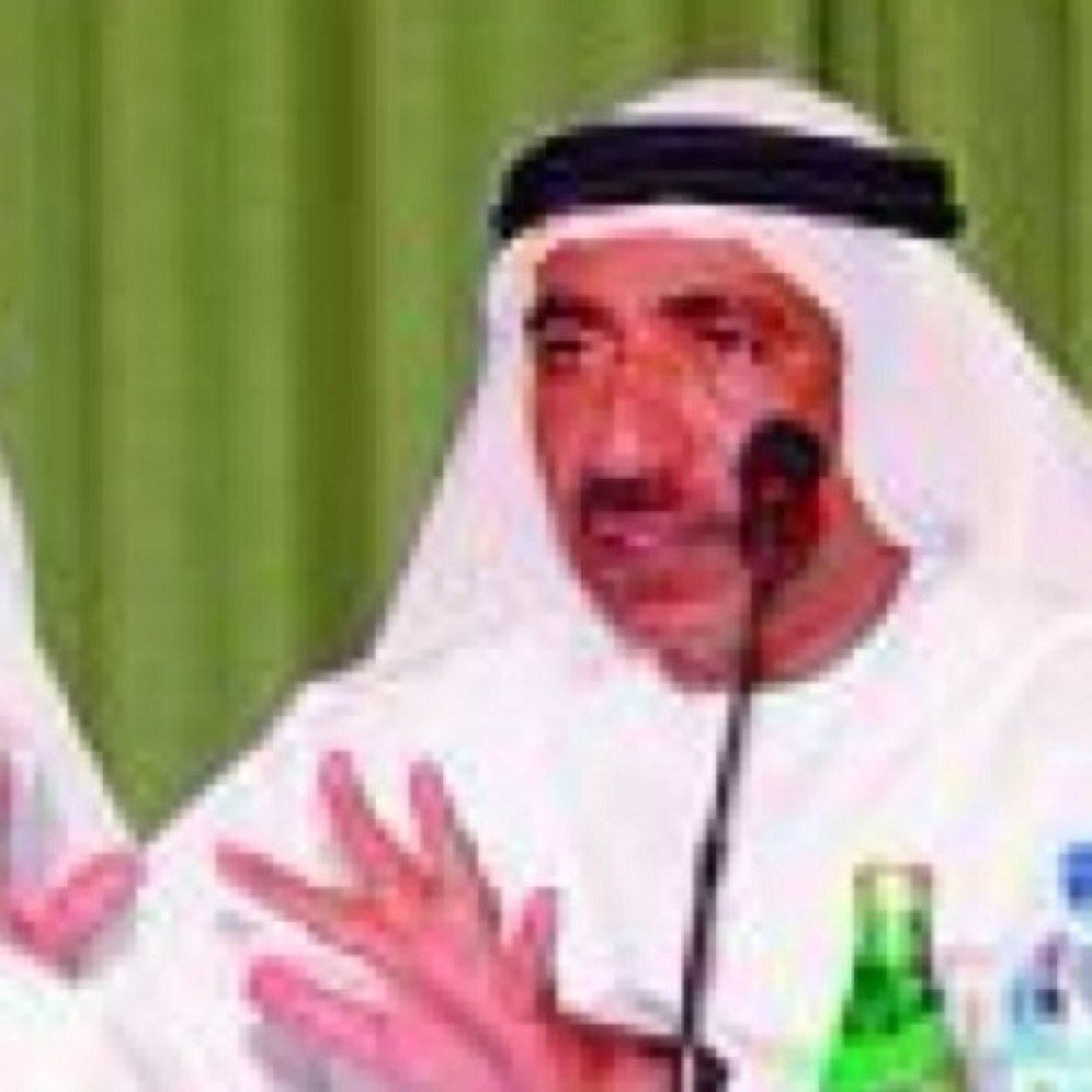 افتخر ان اشارك اهدافي مع اخوني في رفع سمعة الدولة في الداخل والخارج تحت شعار الله..الوطن.رئيس الدولة # الا امن الامارات # والله علي ما اقول شهيد