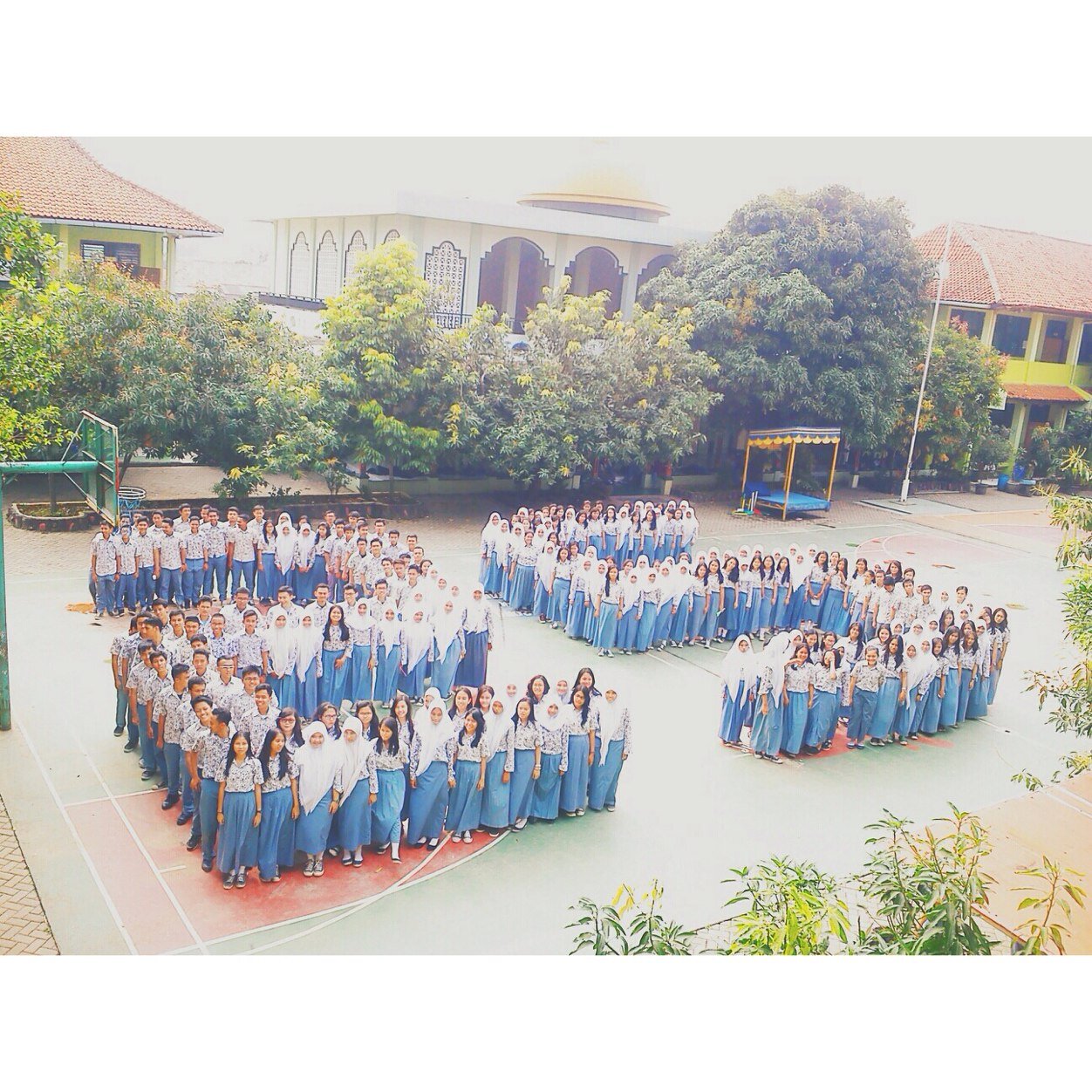 Official Account SMAN 3 Bekasi Angkatan 25. Tahun ajaran 2012-2014.