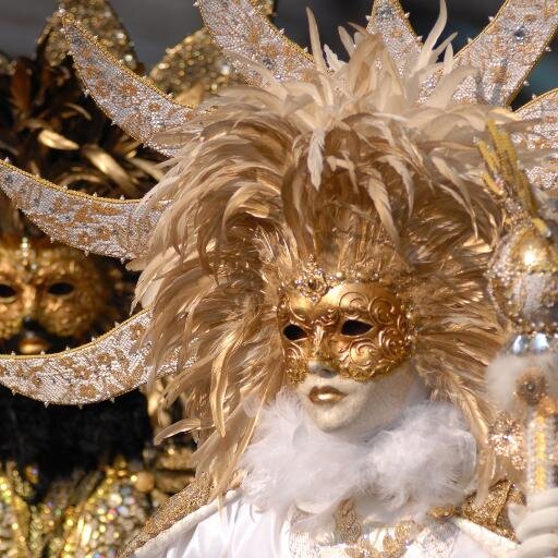 lomarrolo's profile picture. 