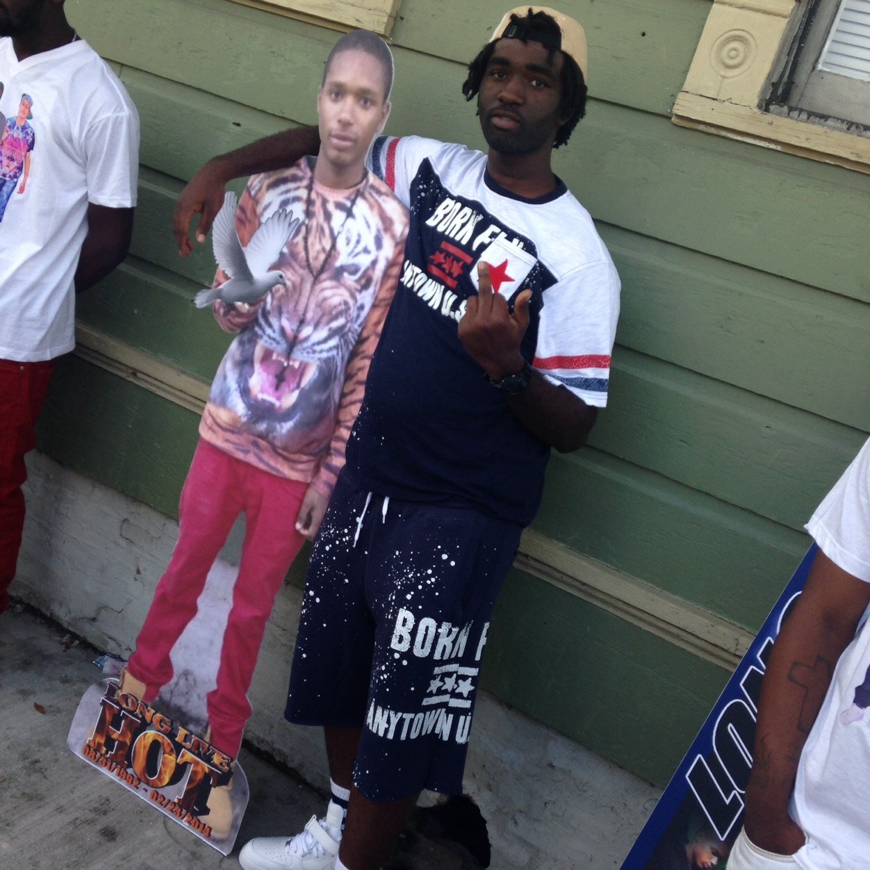 We getting money                                                        #LongLiveHot™