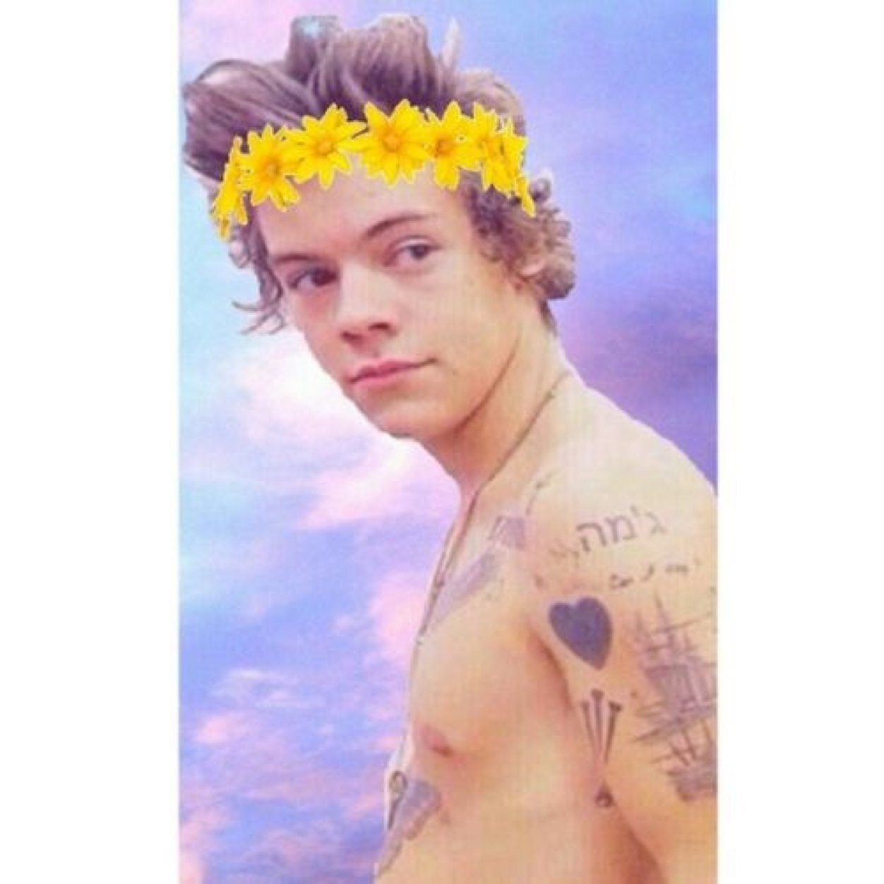 I JUST GAVE YOU A FREE FOLLOW......Follow me on my main account -- @Jenner_siisters ❤