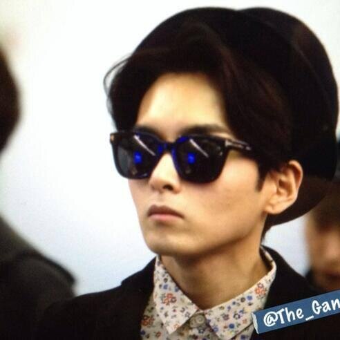 แอดหลุม @Air_Dong อันที่3ค่ะ ~ ^^