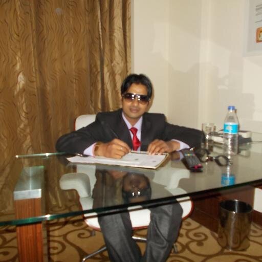 i am vijay rajput from-gwalior
(m.p.),i am mobile engineer,and training institute from gwalior