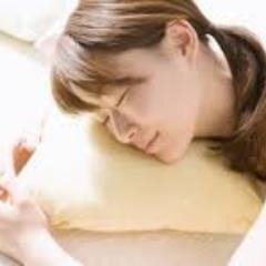 最近ぐっすり眠れないあなたに睡眠コントロール術を伝授します。こちらのブログも参考にしてください。http://t.co/ZYXDgg9LAOこのブログに書かれてあるコントロール術はかなり価値のあるものとなっています。