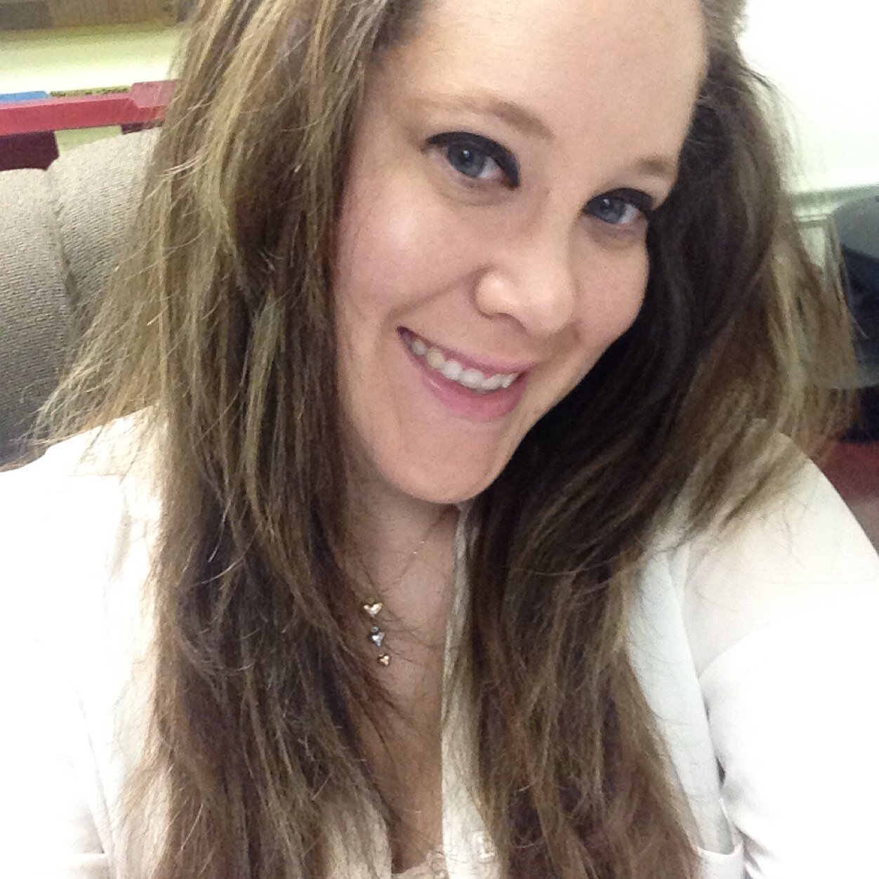 You BI Lingual passion consultant Call me to book your party