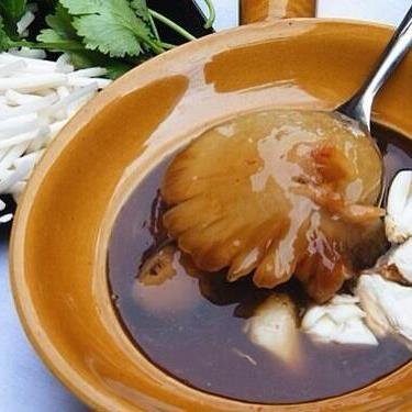 แว่นแฟนพี่เอก  หูฉลามเฮียกวงอร่อยที่สุดในเยาวราช!!!!!! XD