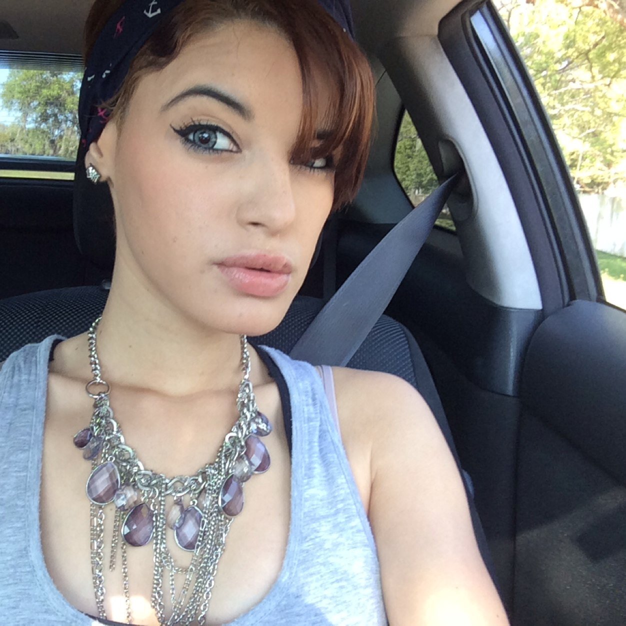 20 •Single •Puerto Rican/ Italian / Brazilian •Individuality is key •Follow me on IG: excuse_myitalian
