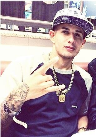 - Amo @McRodolfinho 3 
Te Amoo Rori BomBom ^^