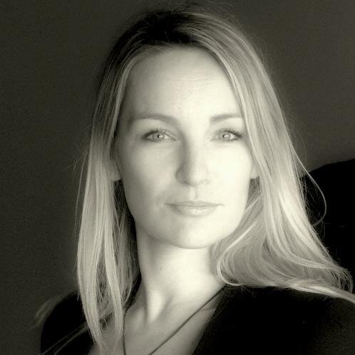 Passionnate about Media, Mktg & Comm./ Loving & Enjoying my Life, my Kids & my Job/Key Account Manager@Brightfish