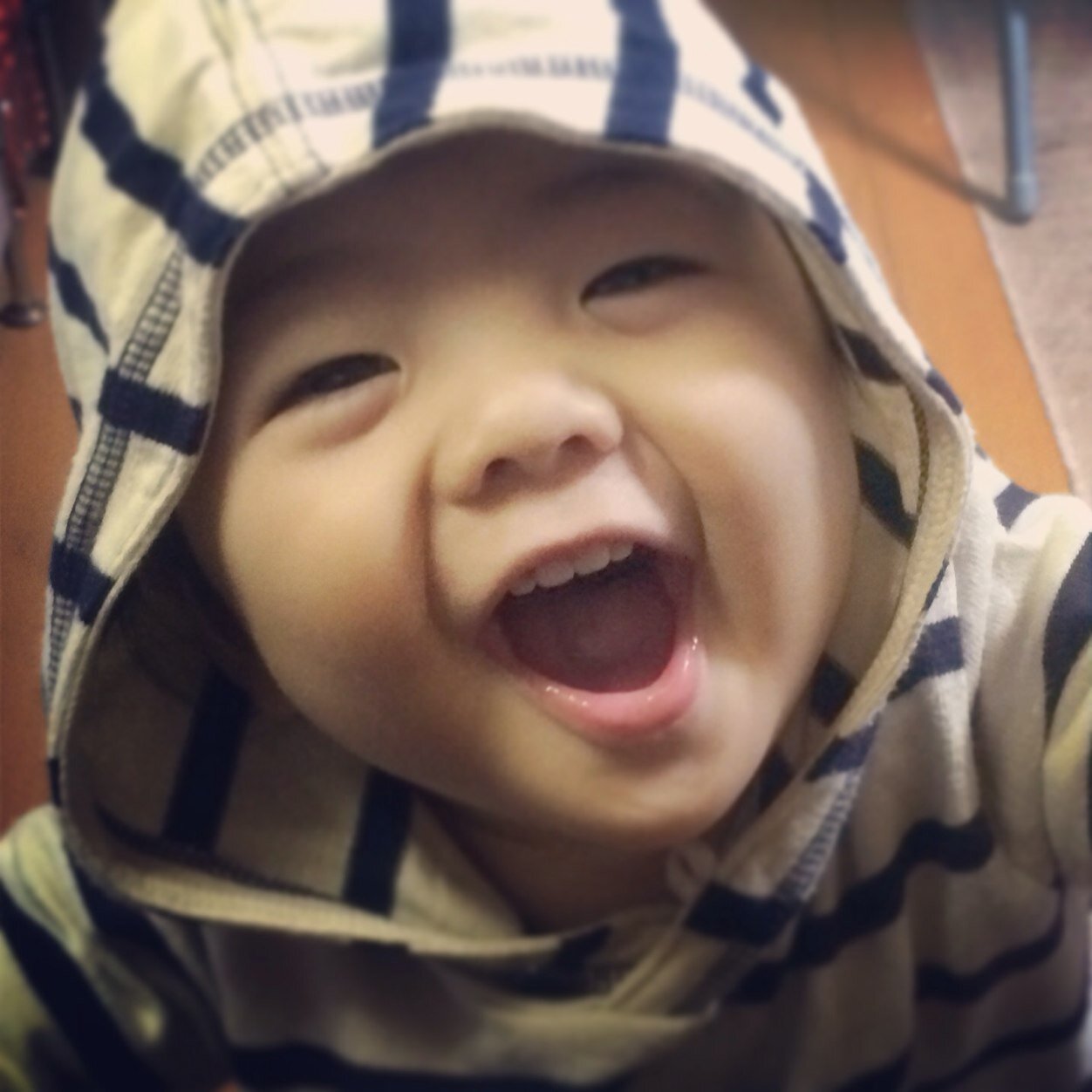 宮崎のITベンチャー アラタナ（zozoの子会社）で広報、採用、雑用→PRとHRの会社を立ち上げて、愛が湧いて仕方ない企業様とだけお仕事をさせてもらうという超ワガママstyleで会社を経営中＆https://t.co/EsPtyifLgsで採用雑用広報のおばさんをしています。男児2&黒ポメと暮らしてて旦那さんは罠を売ってます。
