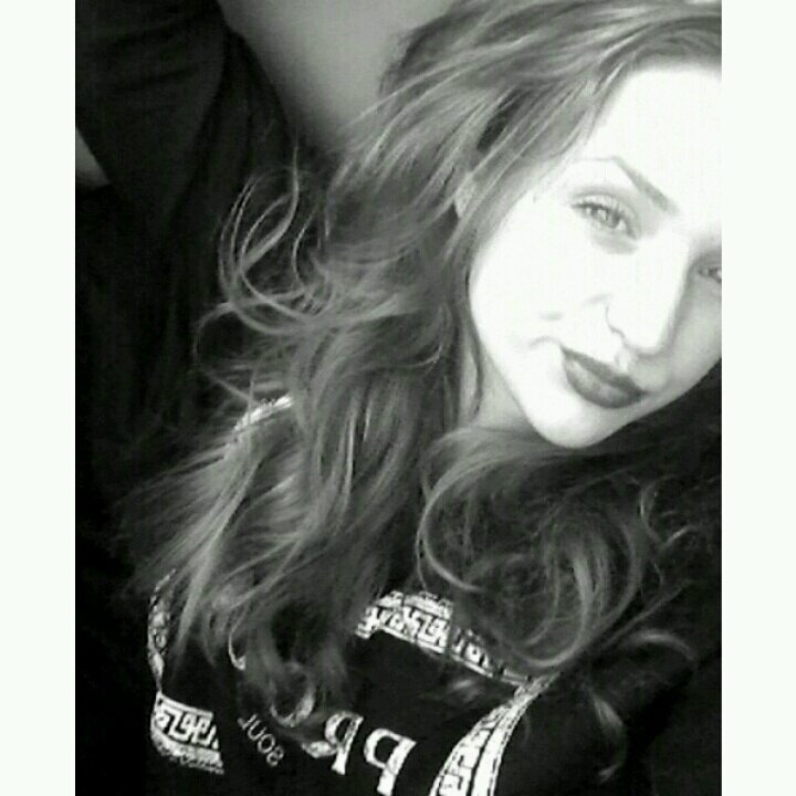 _xSylvana's profile picture. Insta: _xSylvana.