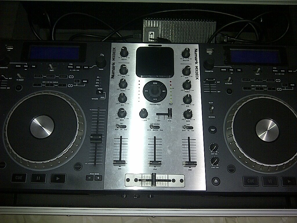 Servicios de Audio, Luces, Vídeo, Fotos, Animación y más para sus fiestas y eventos. Contáctanos:  dgeventos507@gmail.com, 6049-1338, 6511-3935.