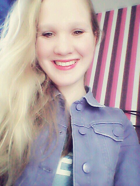 sanya gunnink, 15 Hardenberg, luuk:aardigste meisje dat ik ken! xx