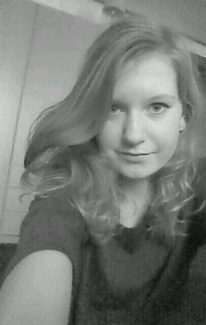 Daphneeeeee_1D's profile picture. _____~(^•^~)_____(~^•^)~_____