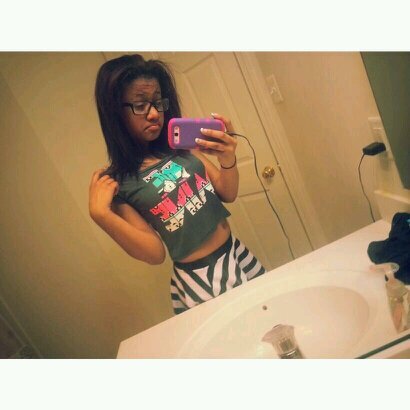 bisexual. smiler. belieber. single.