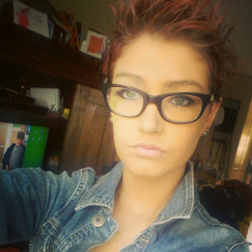 Follow gewoon x.

ılσvemσmmy.♥ @bietje67